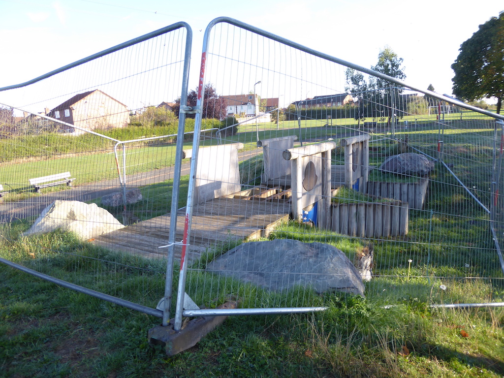 'Beyond repair' play area equipment to be removed