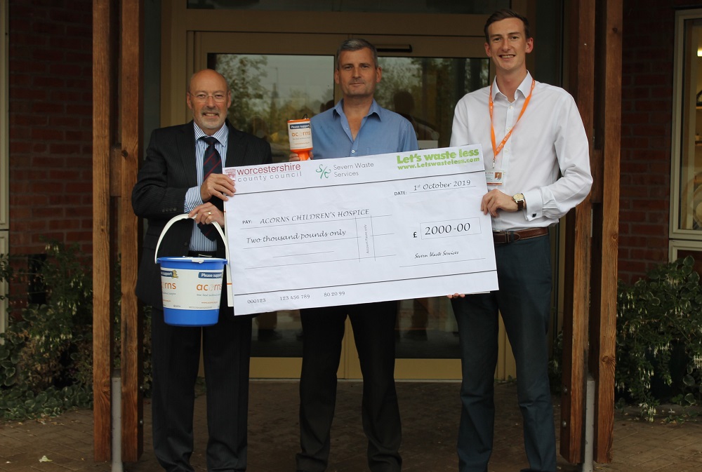 Recycling raises £2,000 for hospice