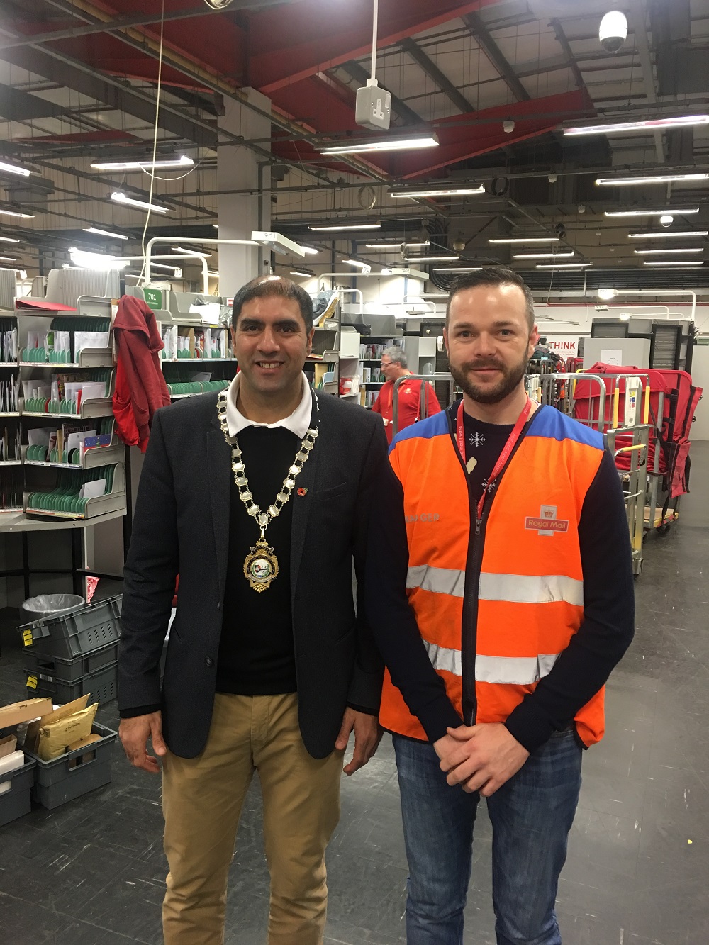Worcester's Mayor Jabba Riaz pays festive visit to Royal Mail Worcester delivery office